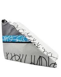 Klin przeciwobrzękowy pod rękę po mastektomii mały z wgłębieniem 44x33x55 cm grubość 22 L