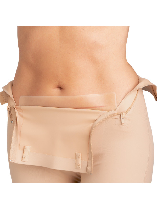 Plaster silikonowy prostokątny na bliznę po cesarskim cięciu Amoena 011 Square 2 szt.