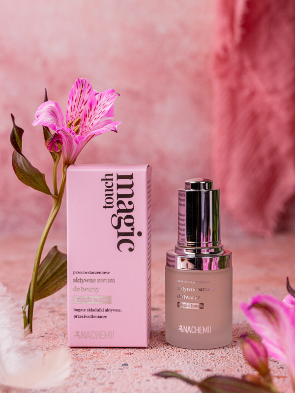 Serum do twarzy wygładzające przeciwzmarszczkowe Nachemii 30 ml